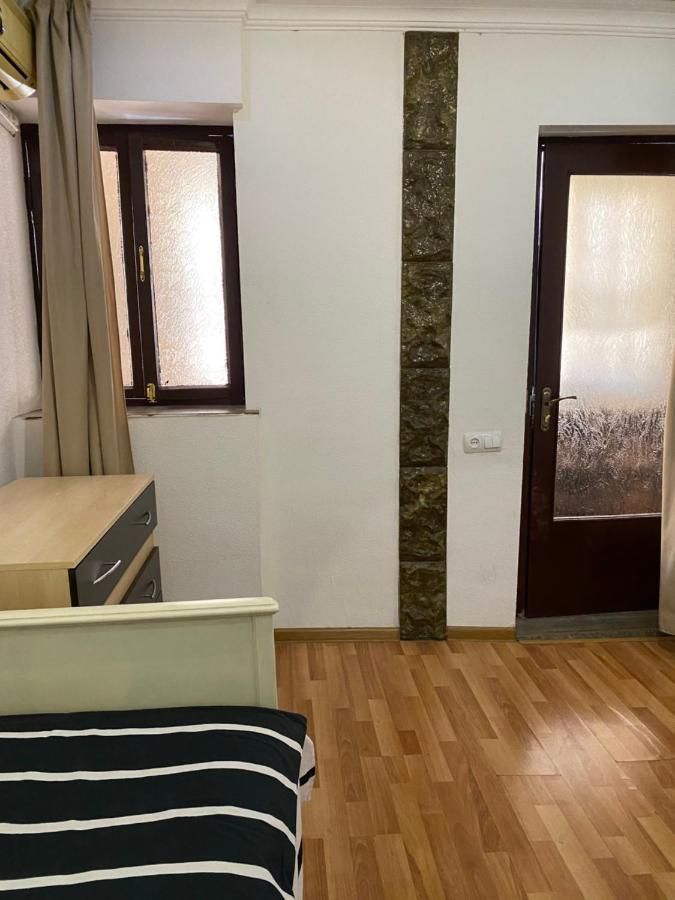 Guest House Kipiani Тбілісі Екстер'єр фото