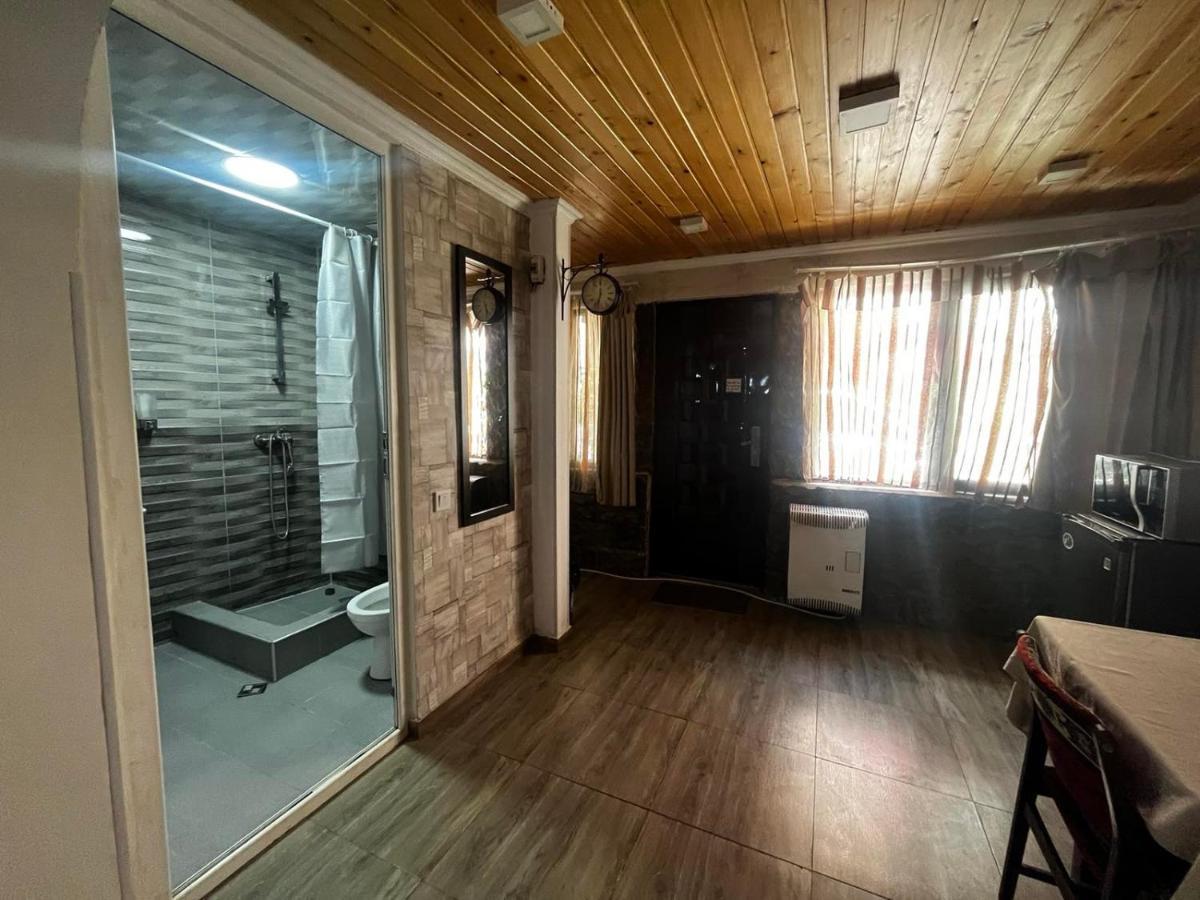 Guest House Kipiani Тбілісі Екстер'єр фото